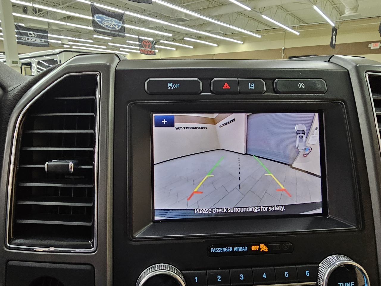 Ford Expedition  2020