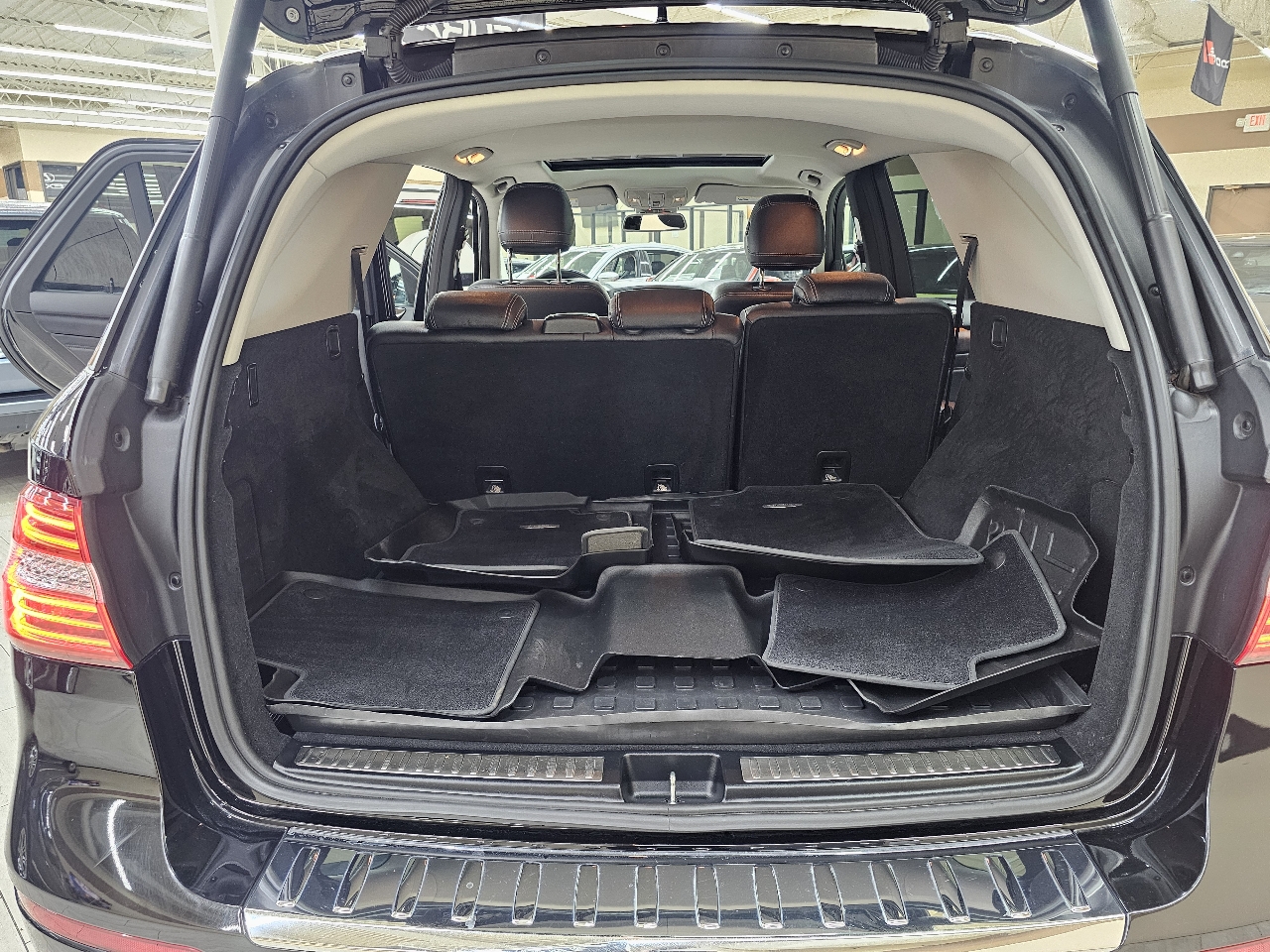 Mercedes-Benz M-Class  2014