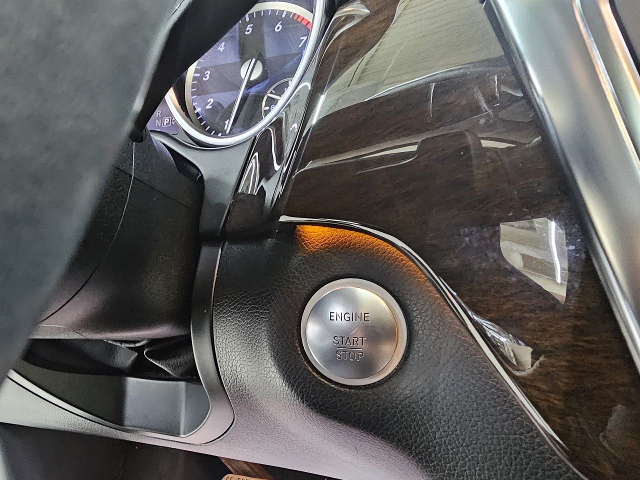 Mercedes-Benz M-Class  2014