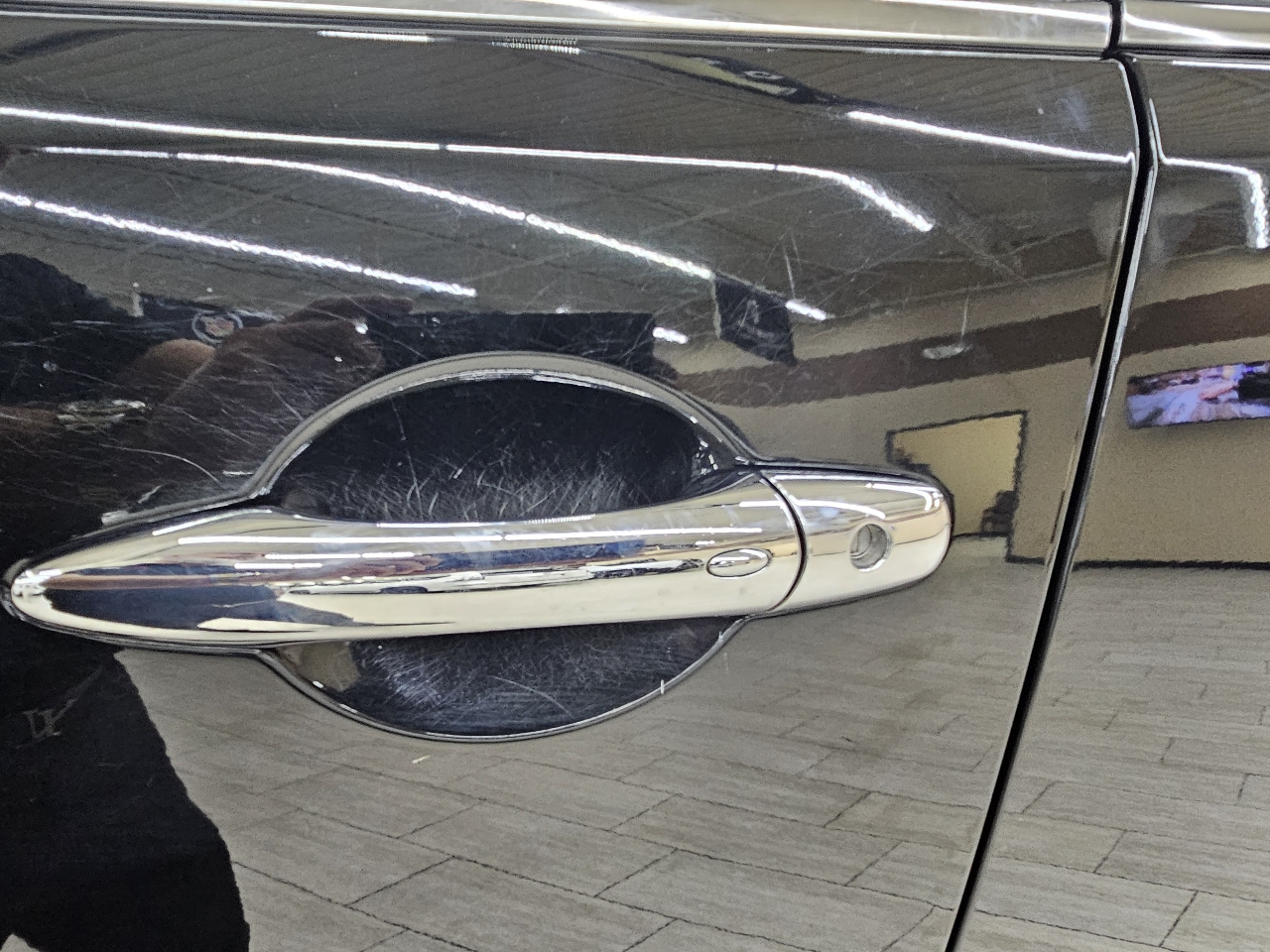 Infiniti QX80 LUXE 2019