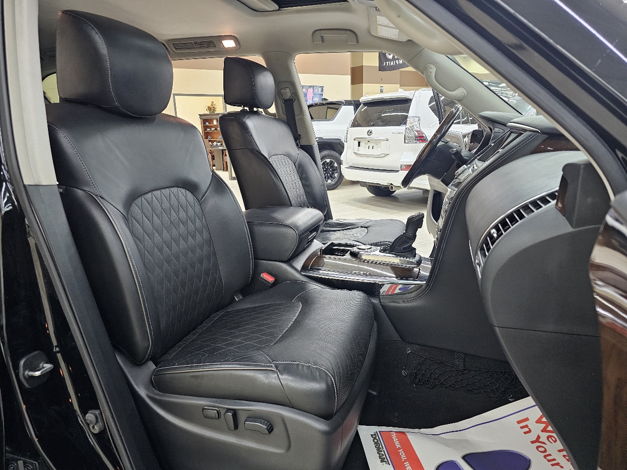 Infiniti QX80 LUXE 2019