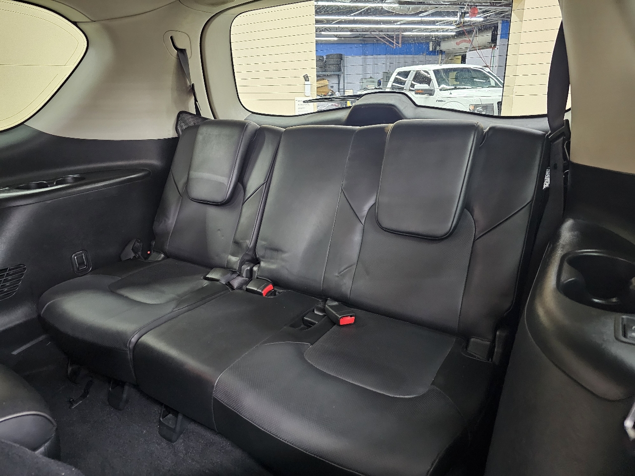 Infiniti QX80 LUXE 2019