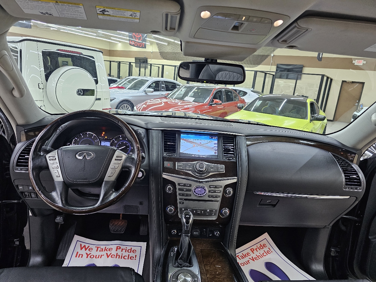 Infiniti QX80 LUXE 2019