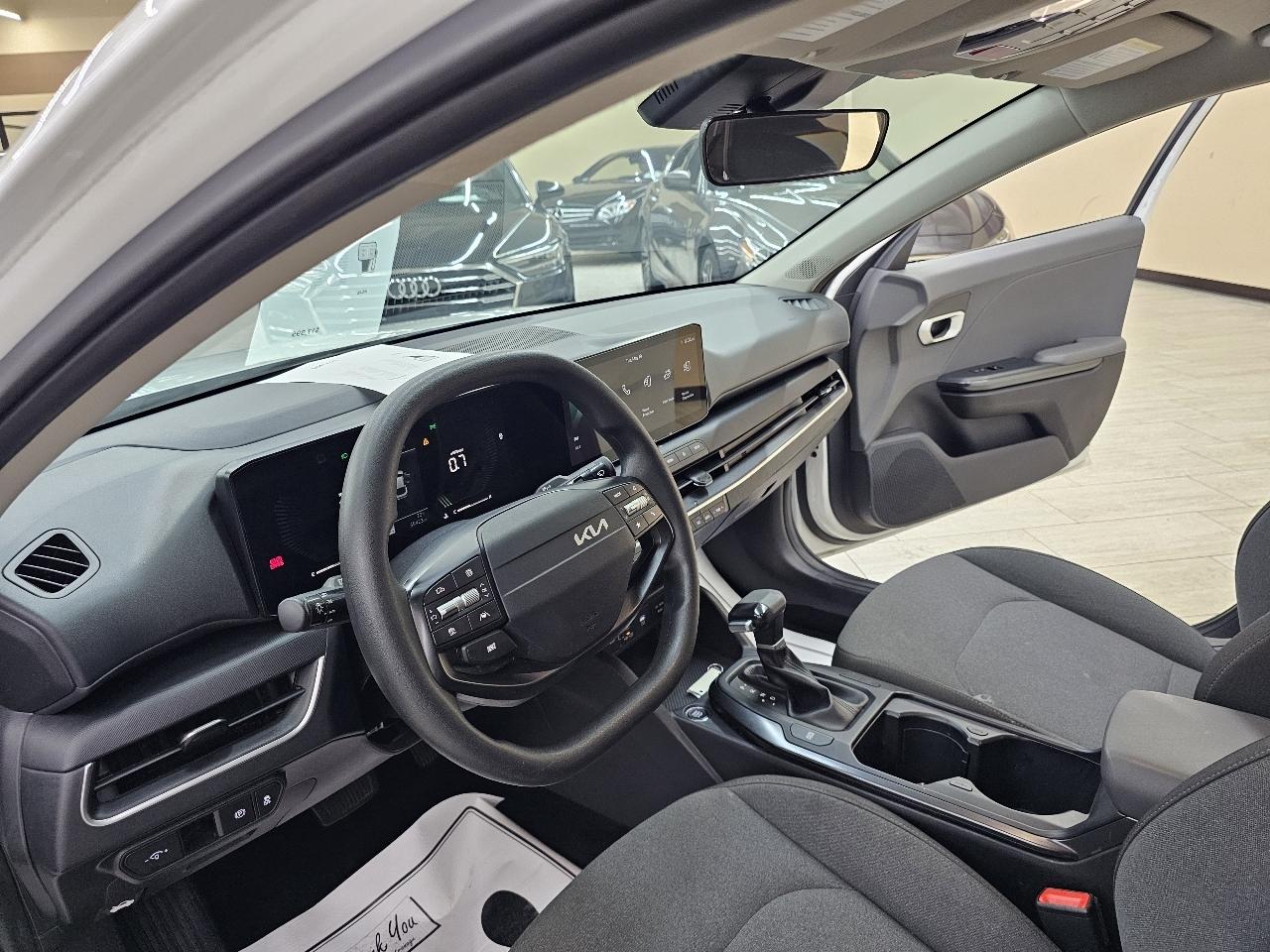 Kia K4 LXS 2025
