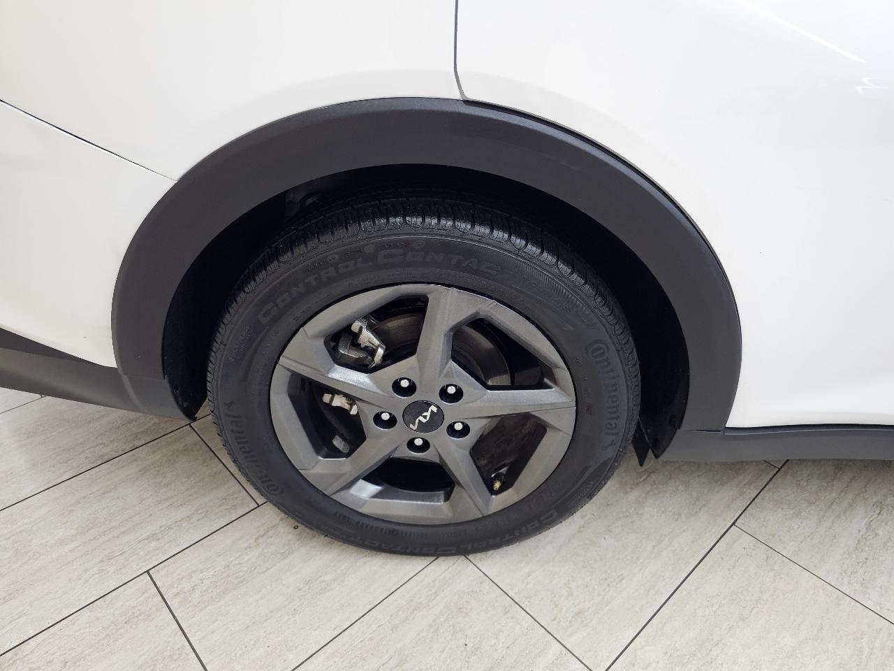 Kia K4 LXS 2025