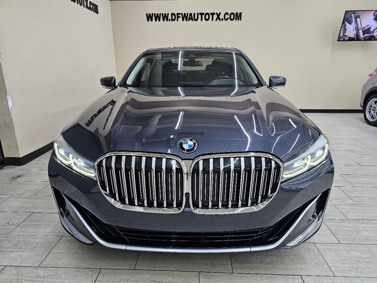 BMW 7-Series 740i 2020