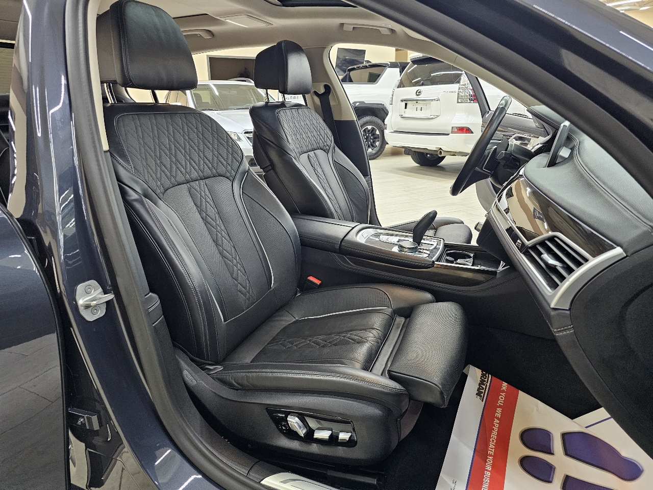 BMW 7-Series 740i 2020