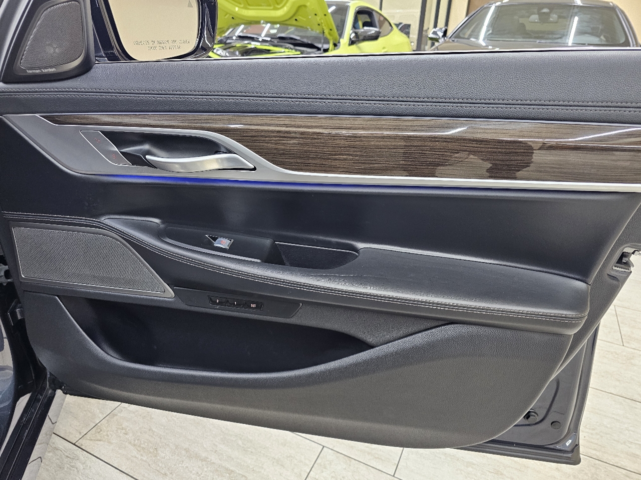 BMW 7-Series 740i 2020