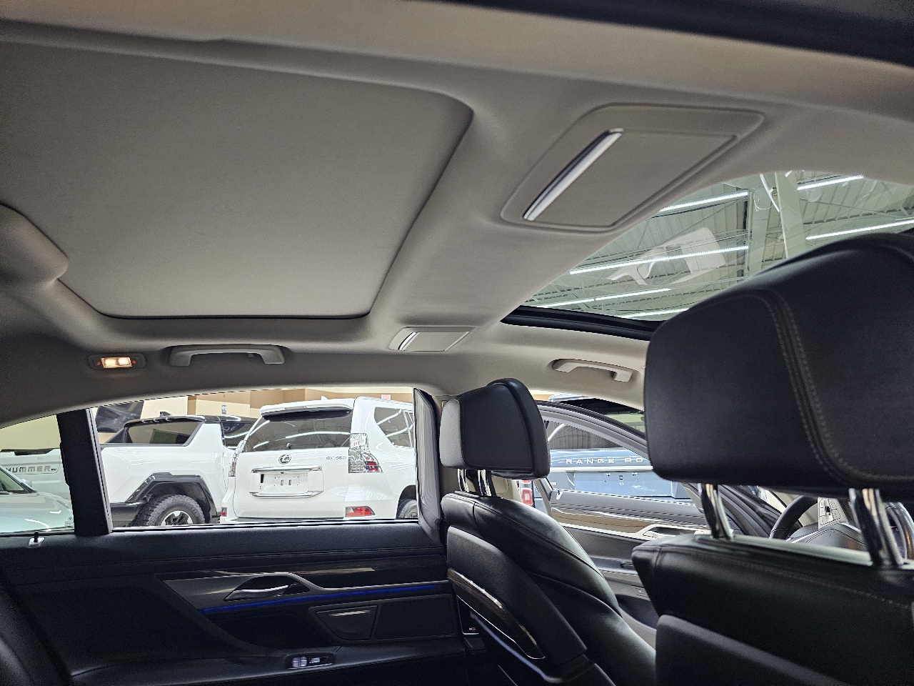 BMW 7-Series 740i 2020