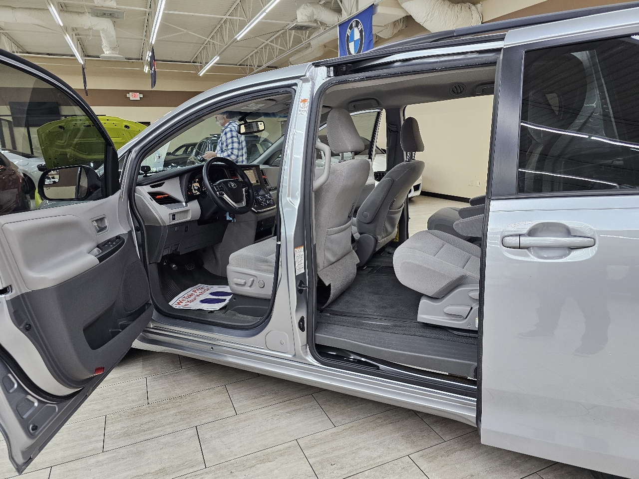 Toyota Sienna  2015