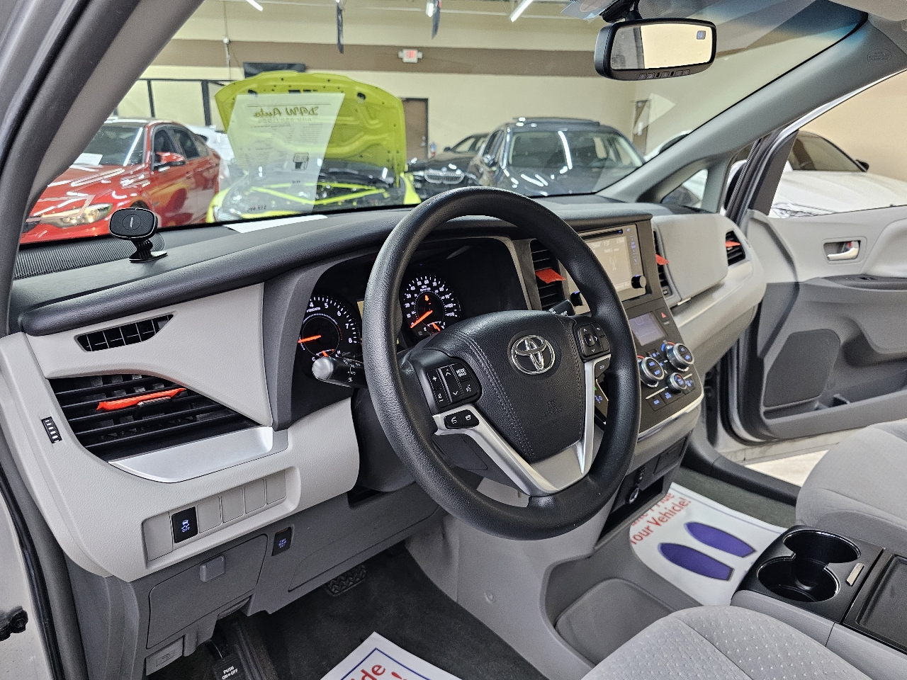 Toyota Sienna  2015