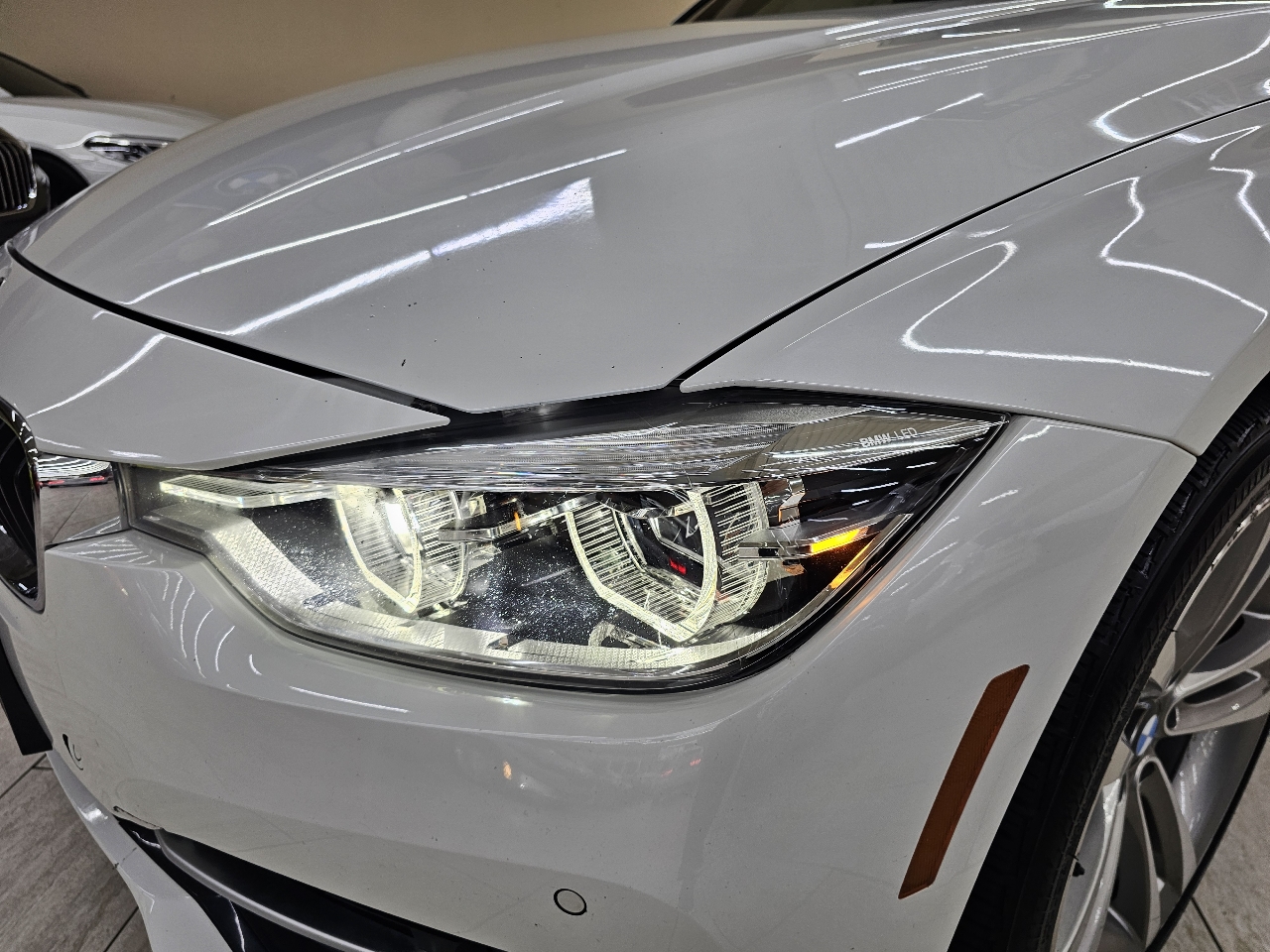 BMW 3-Series 330i SULEV Sedan 2017