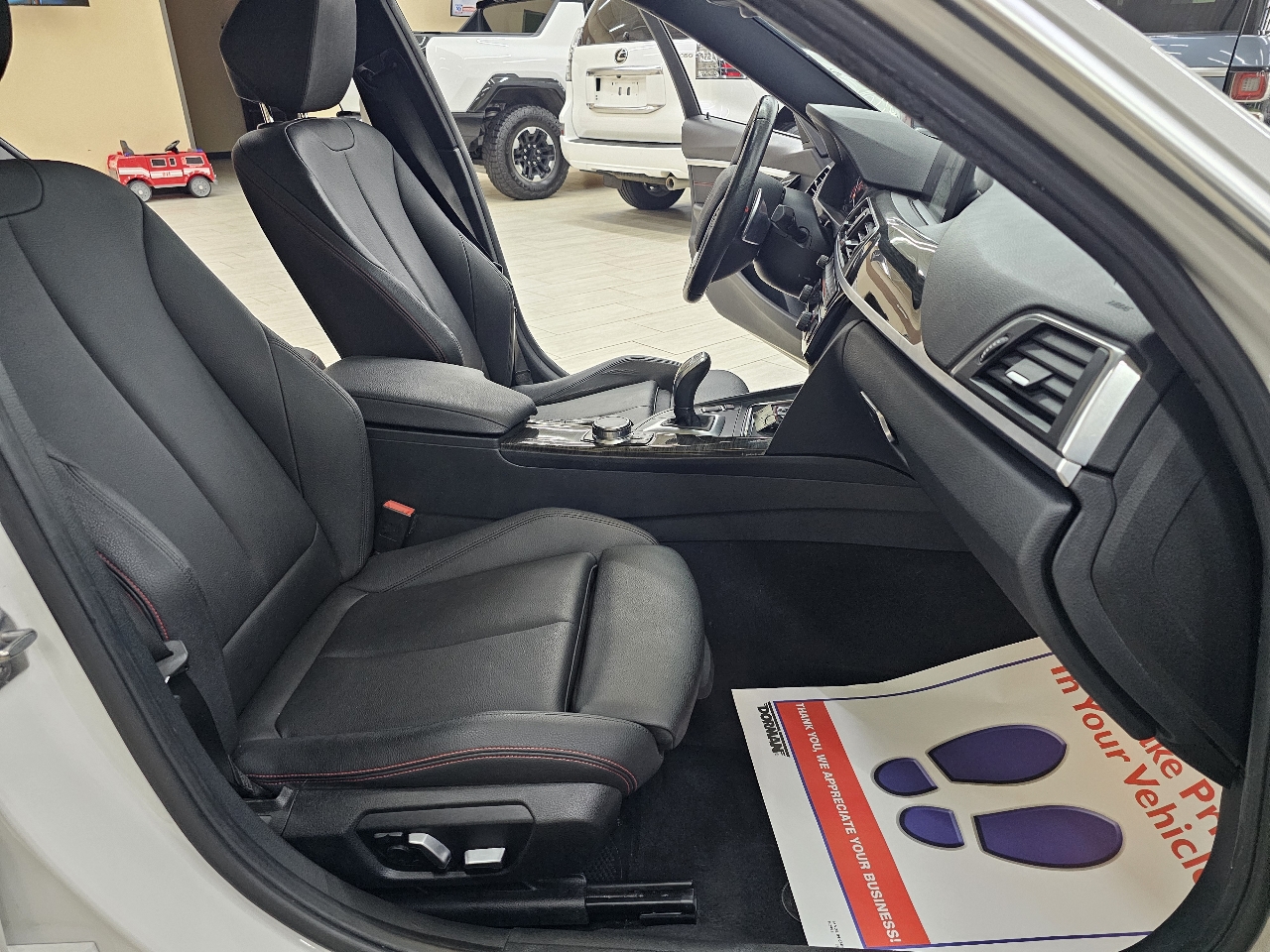 BMW 3-Series 330i SULEV Sedan 2017