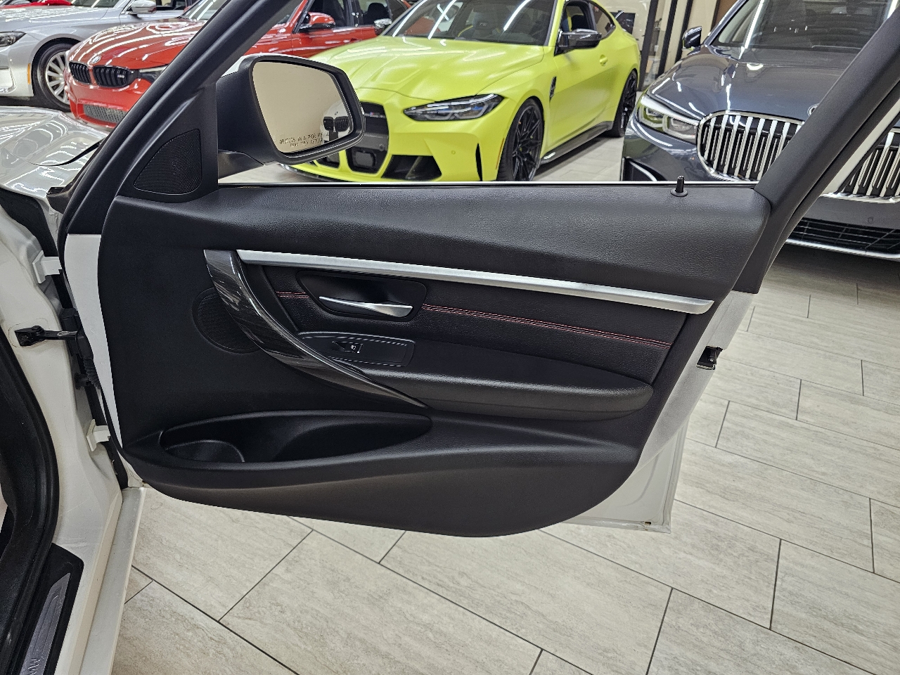 BMW 3-Series 330i SULEV Sedan 2017