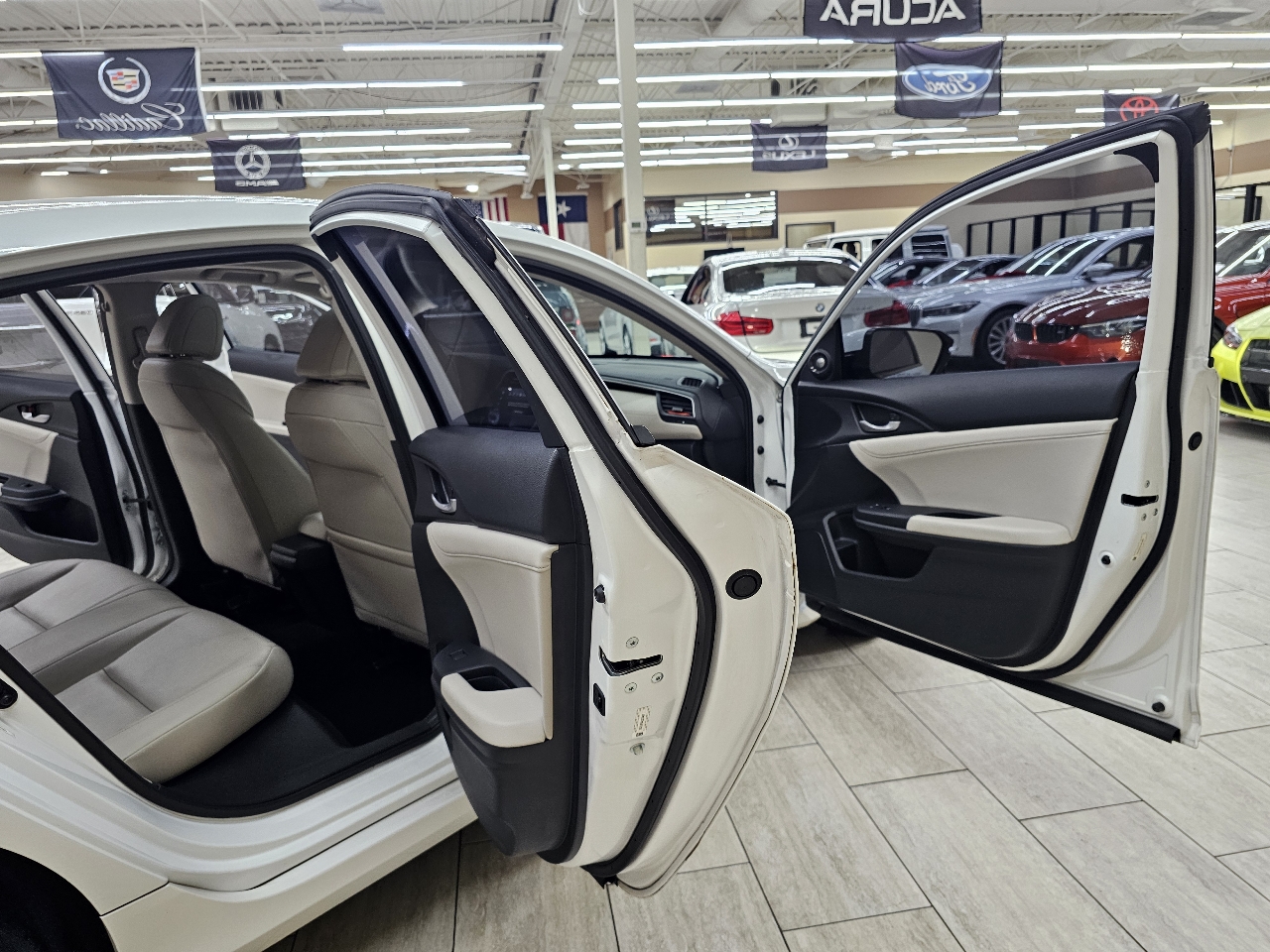 Honda Insight Touring 2020