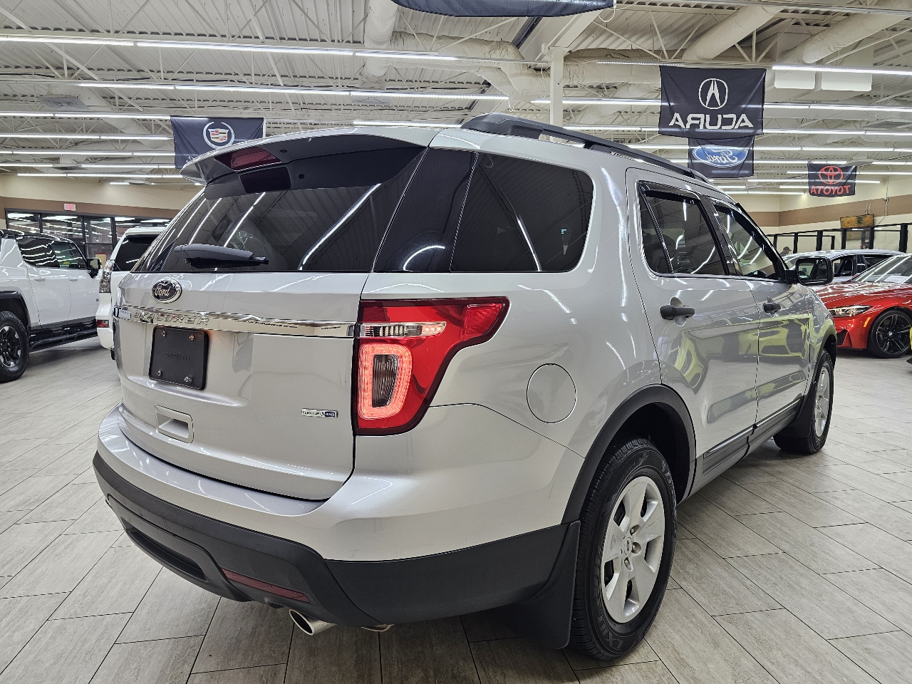 Ford Explorer Base 4WD 2014