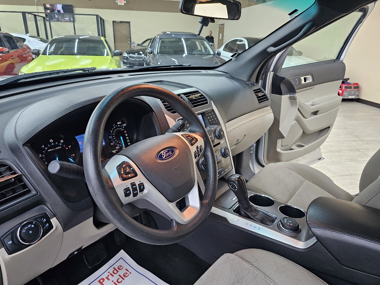 Ford Explorer Base 4WD 2014