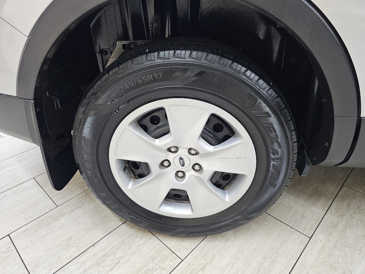 Ford Explorer Base 4WD 2014