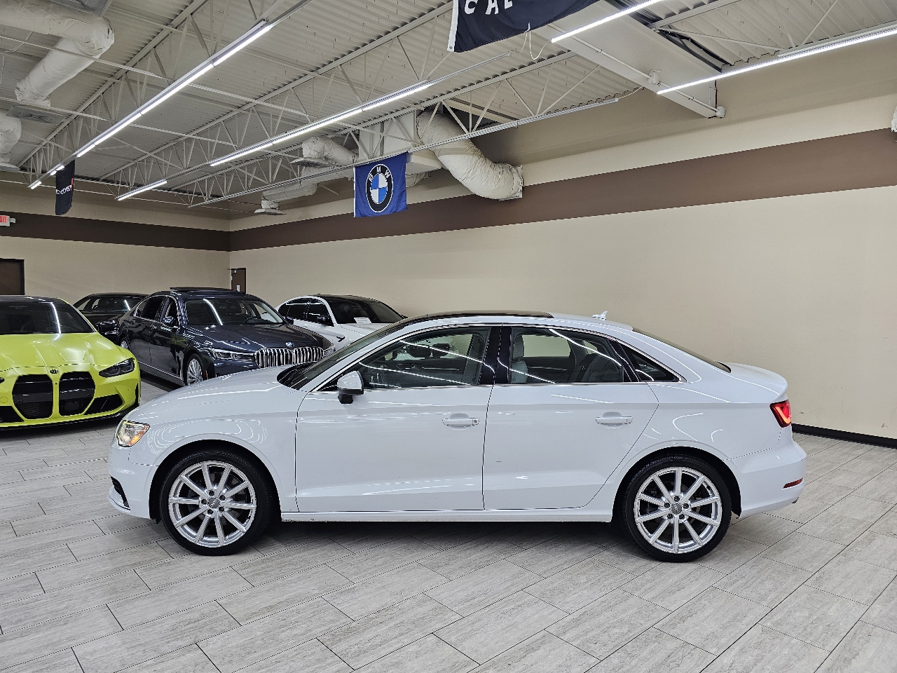 Audi A3 1.8T Premium FWD S tronic 2015