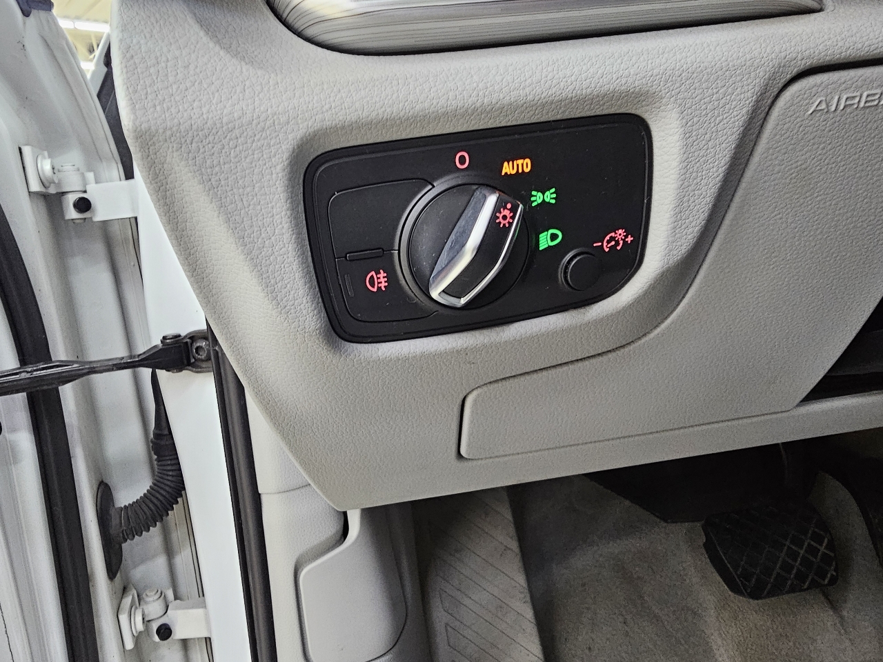 Audi A3 1.8T Premium FWD S tronic 2015