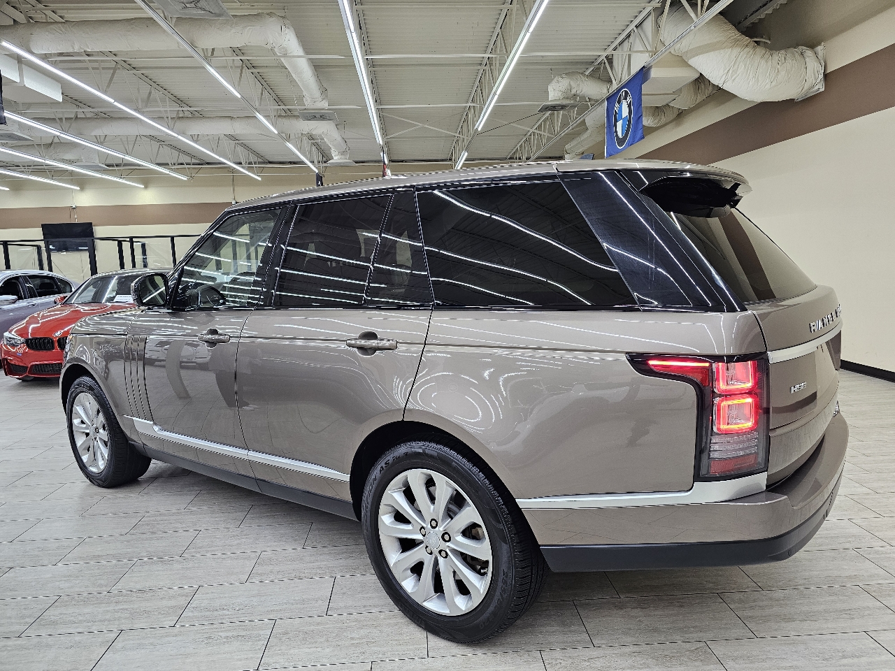 Land Rover Range Rover HSE 2016