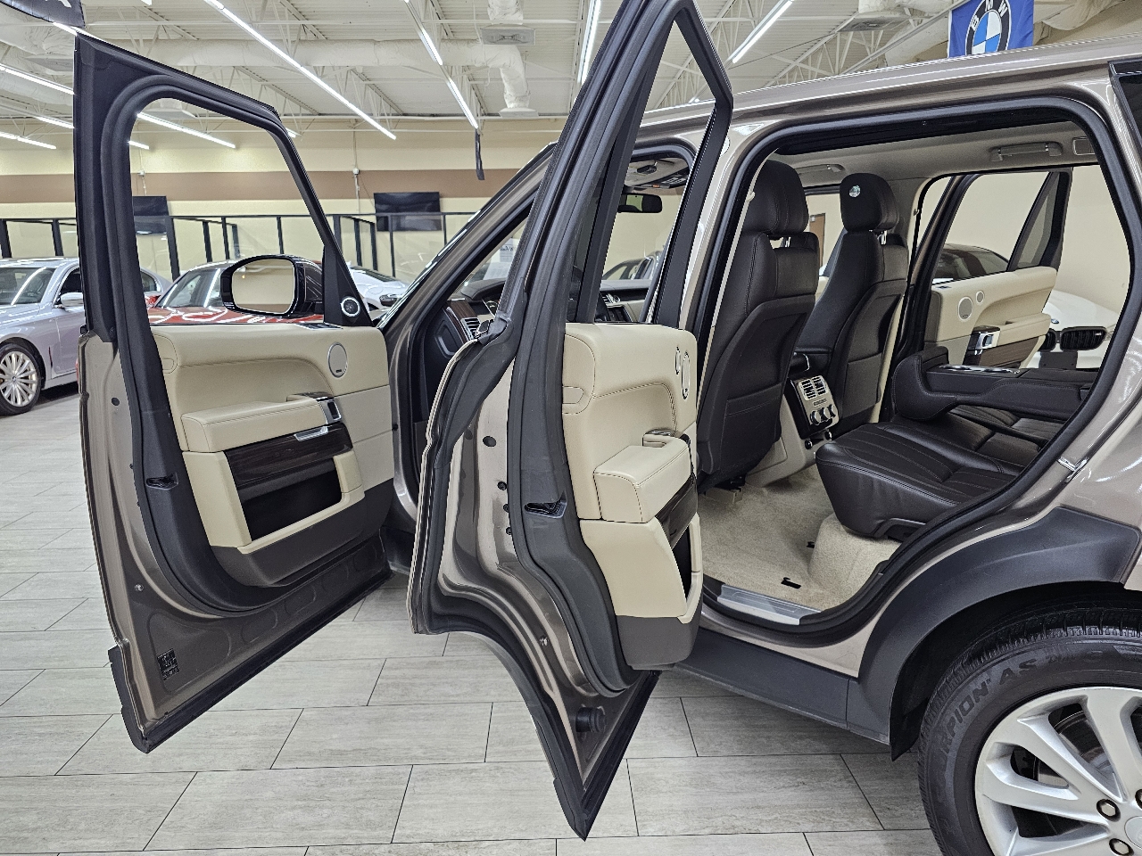 Land Rover Range Rover HSE 2016