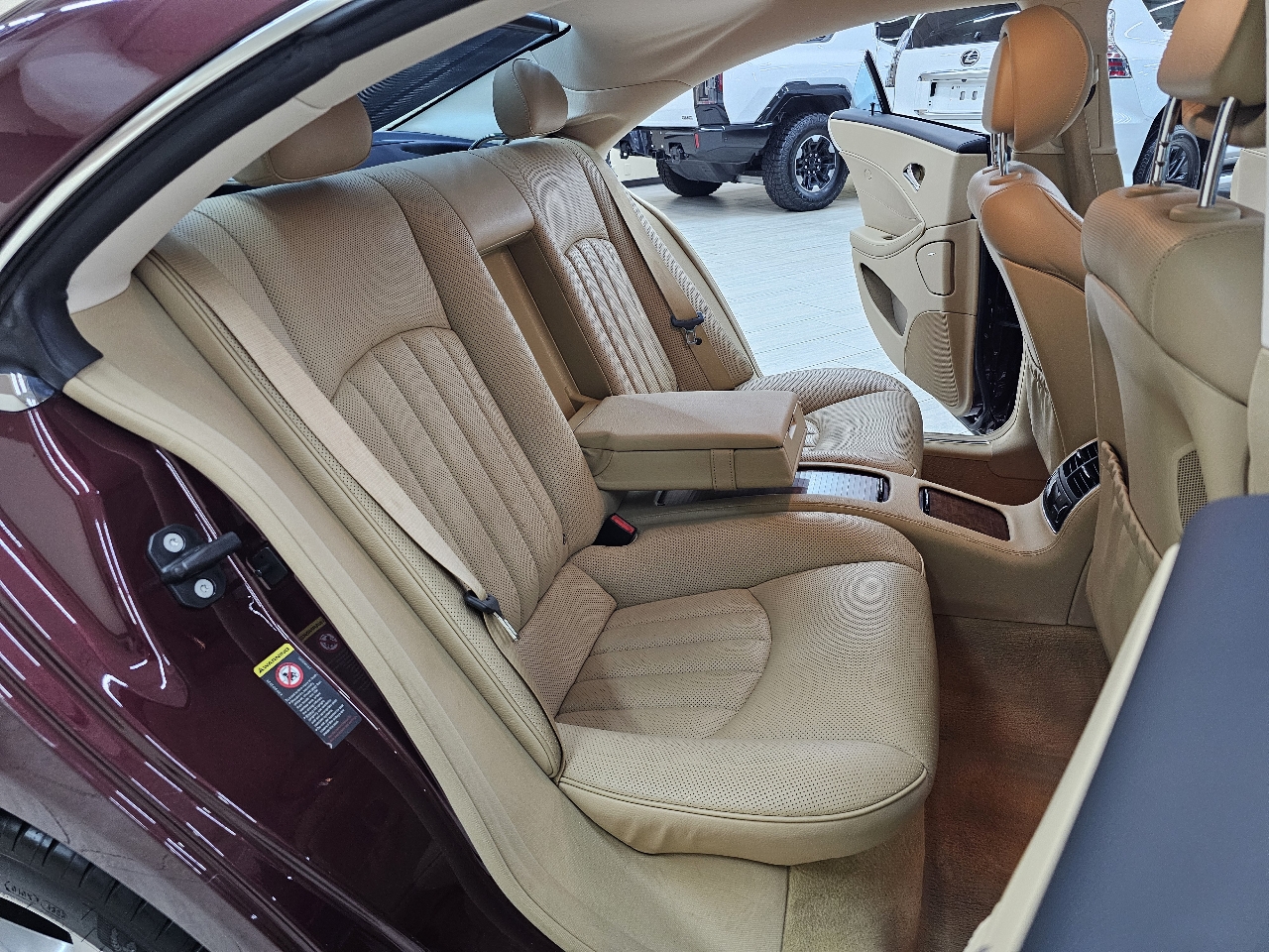 Mercedes-Benz CLS-Class  2006