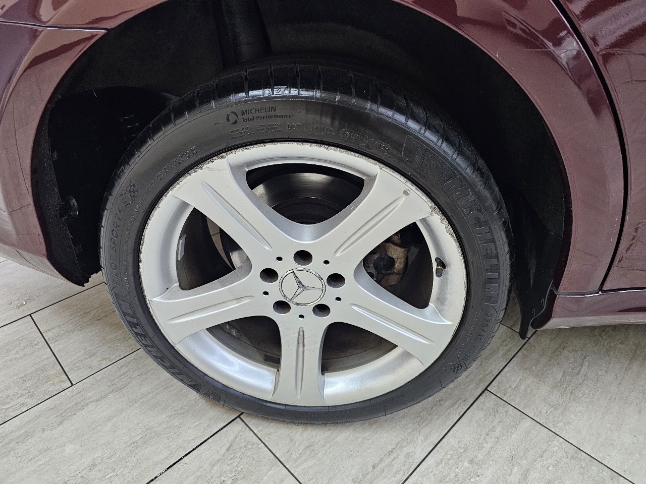 Mercedes-Benz CLS-Class  2006