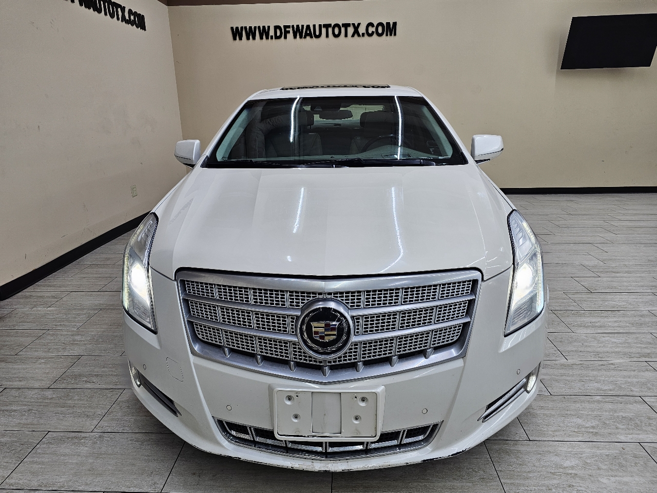 Cadillac XTS Platinum FWD 2015