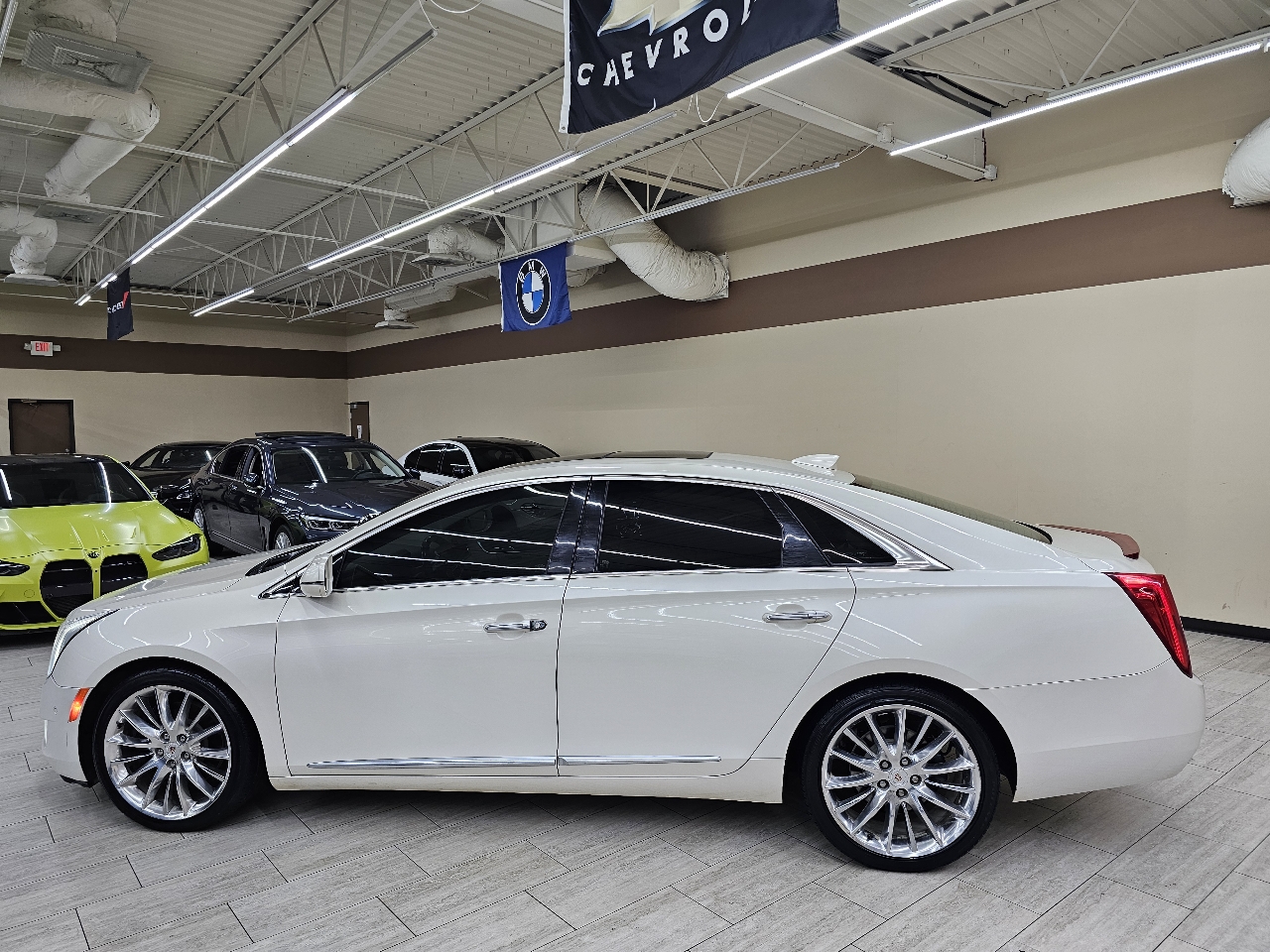 Cadillac XTS Platinum FWD 2015