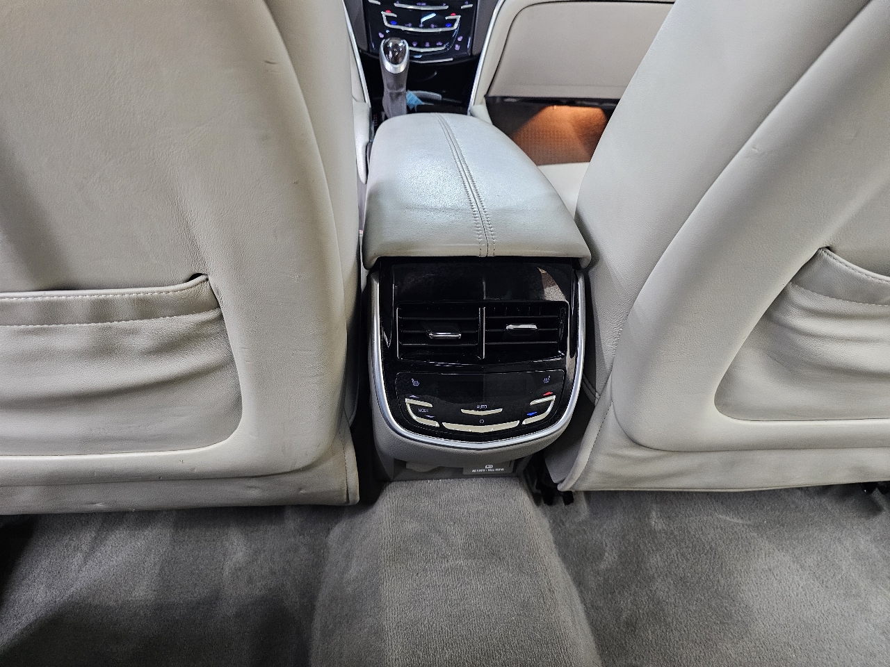 Cadillac XTS Platinum FWD 2015