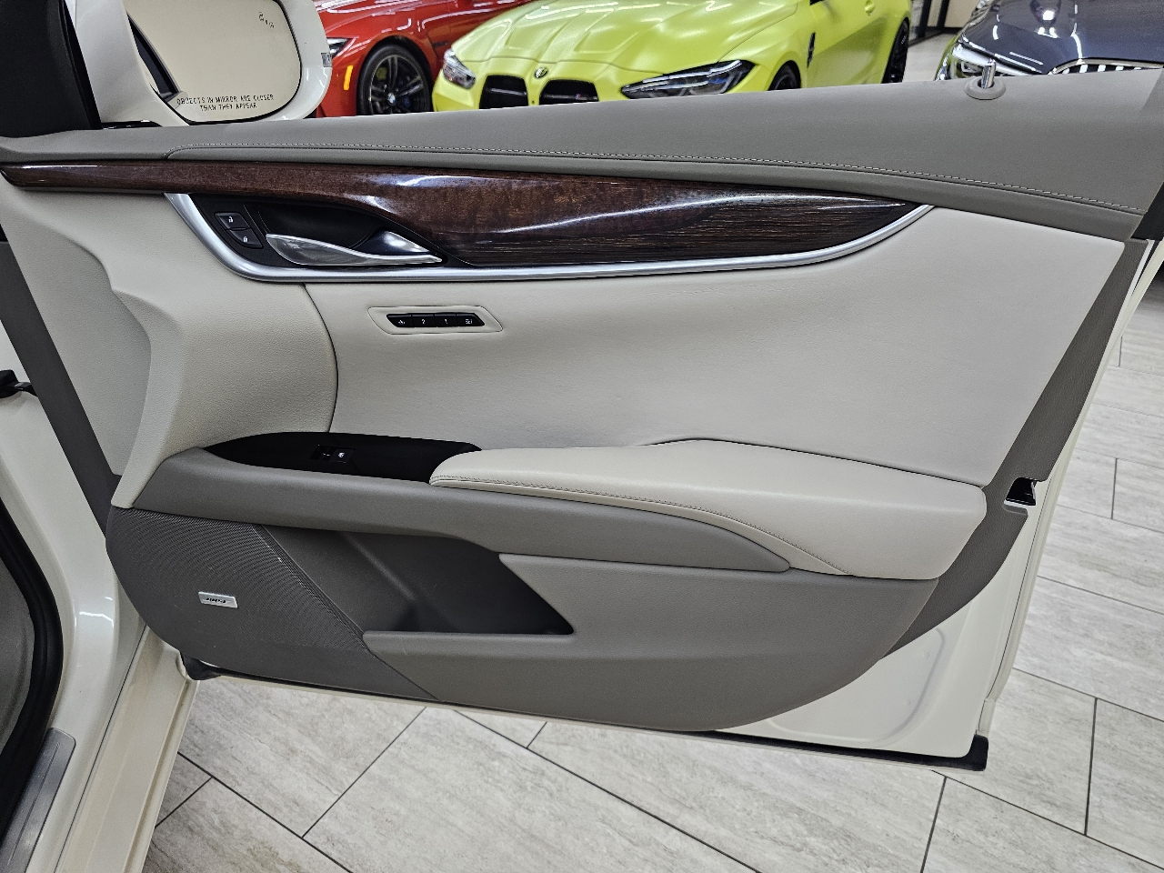 Cadillac XTS Platinum FWD 2015