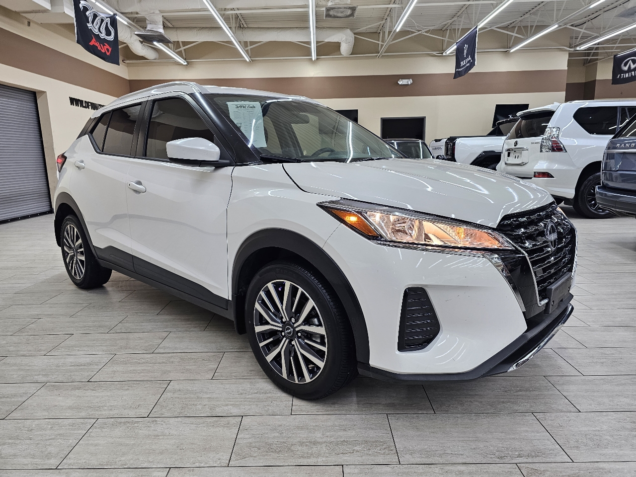 Nissan Kicks SV 2024