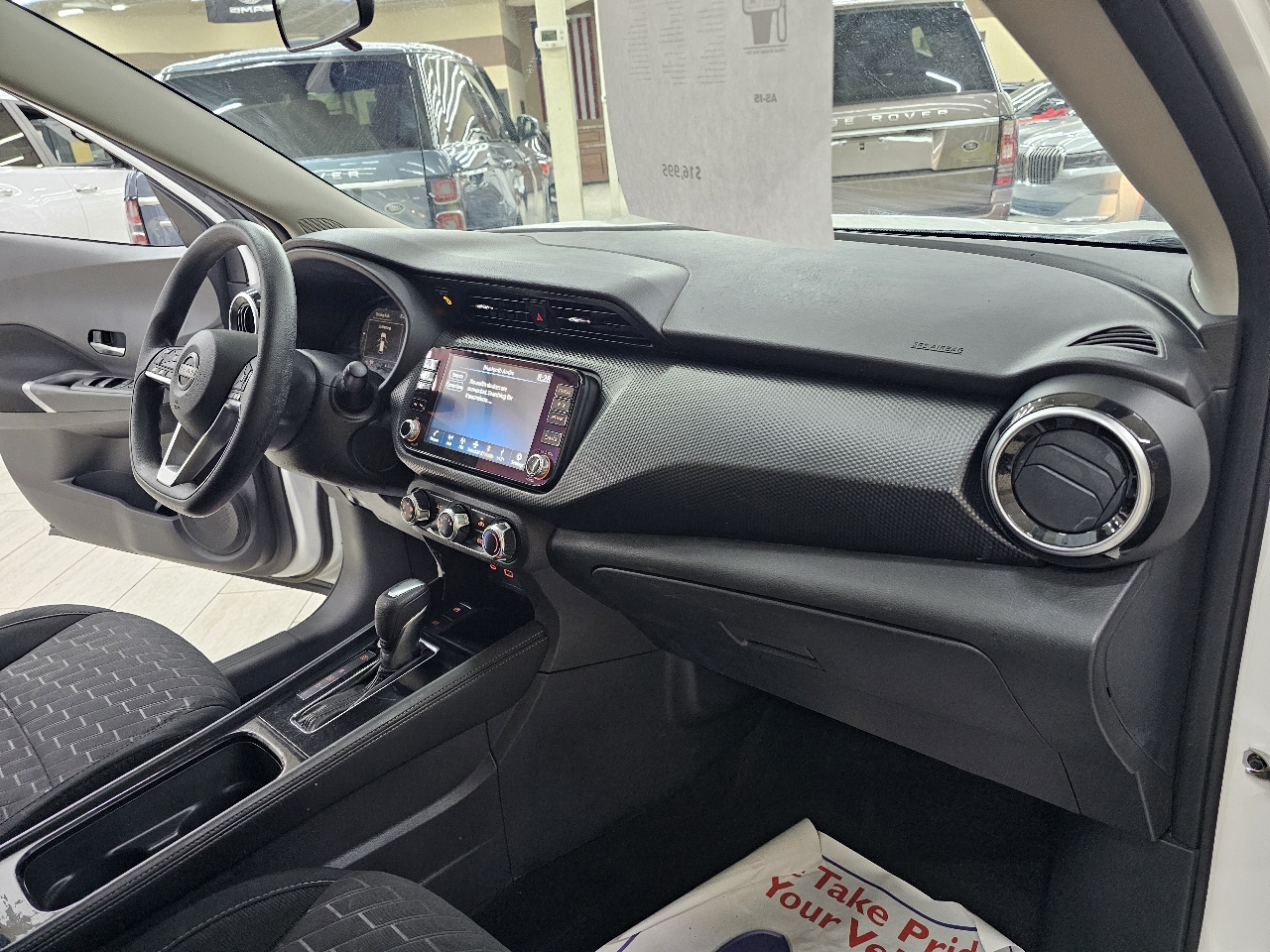 Nissan Kicks SV 2024