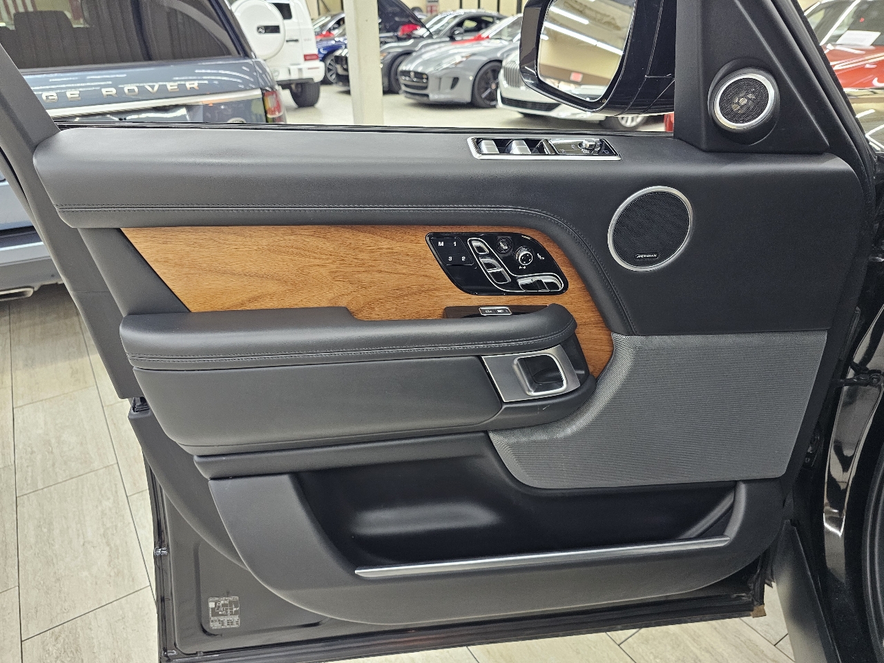 Land Rover Range Rover P525 Autobiography LWB 2021