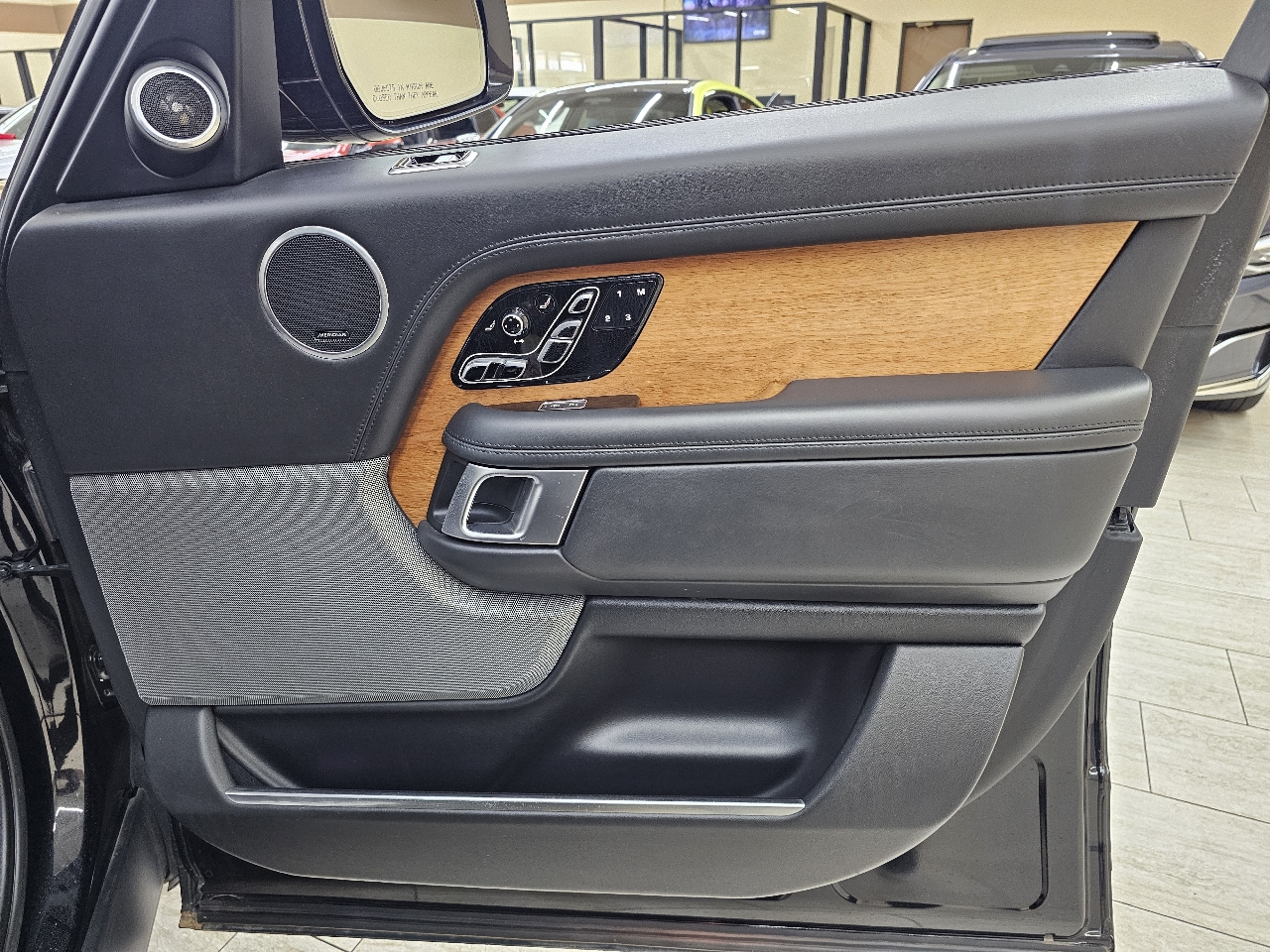 Land Rover Range Rover P525 Autobiography LWB 2021