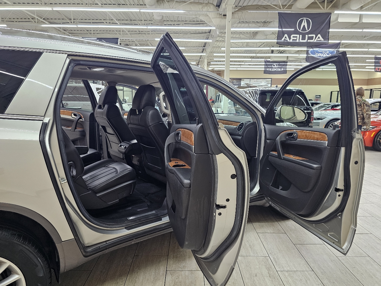 Buick Enclave CXL FWD 2008