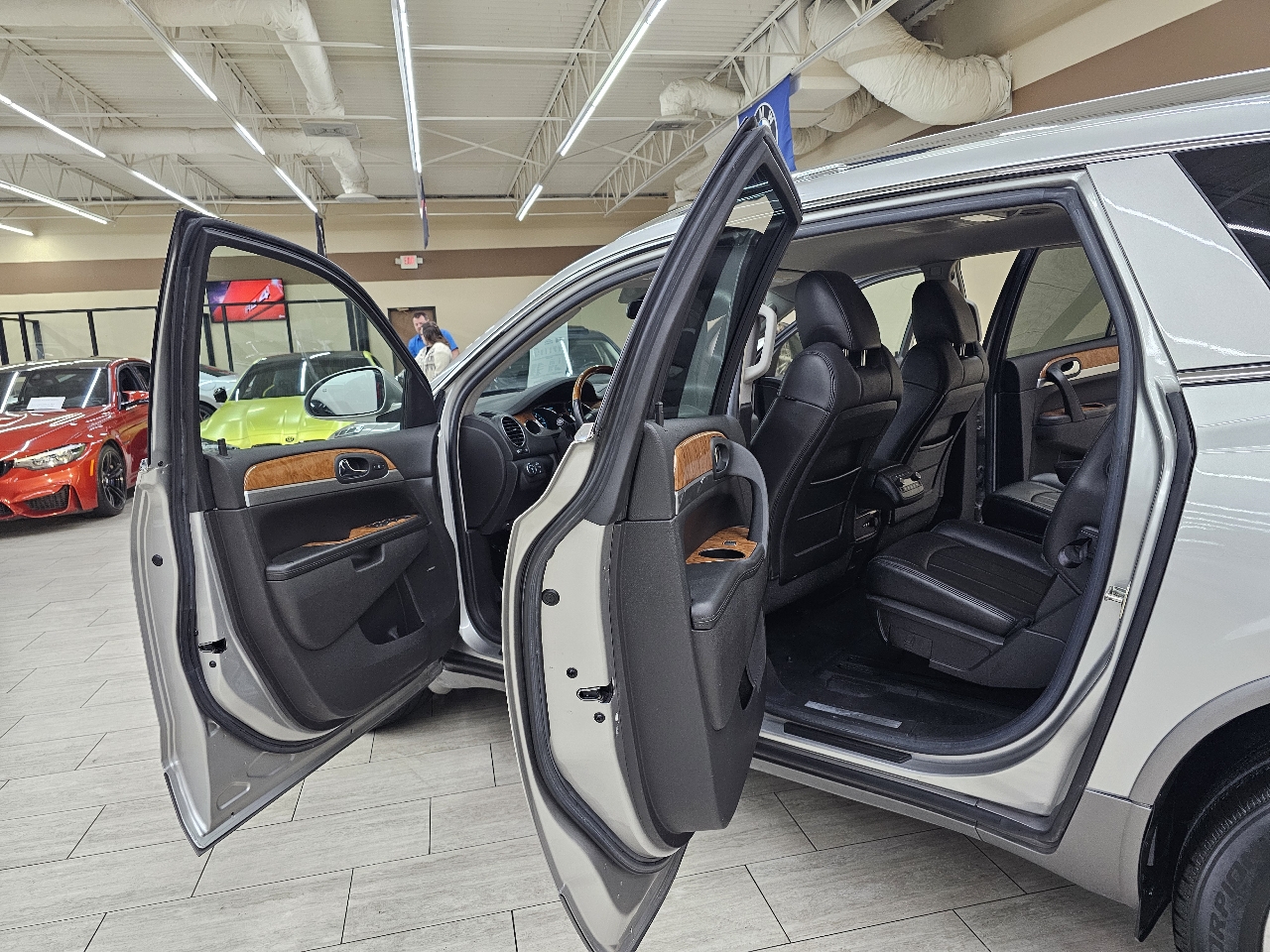 Buick Enclave CXL FWD 2008