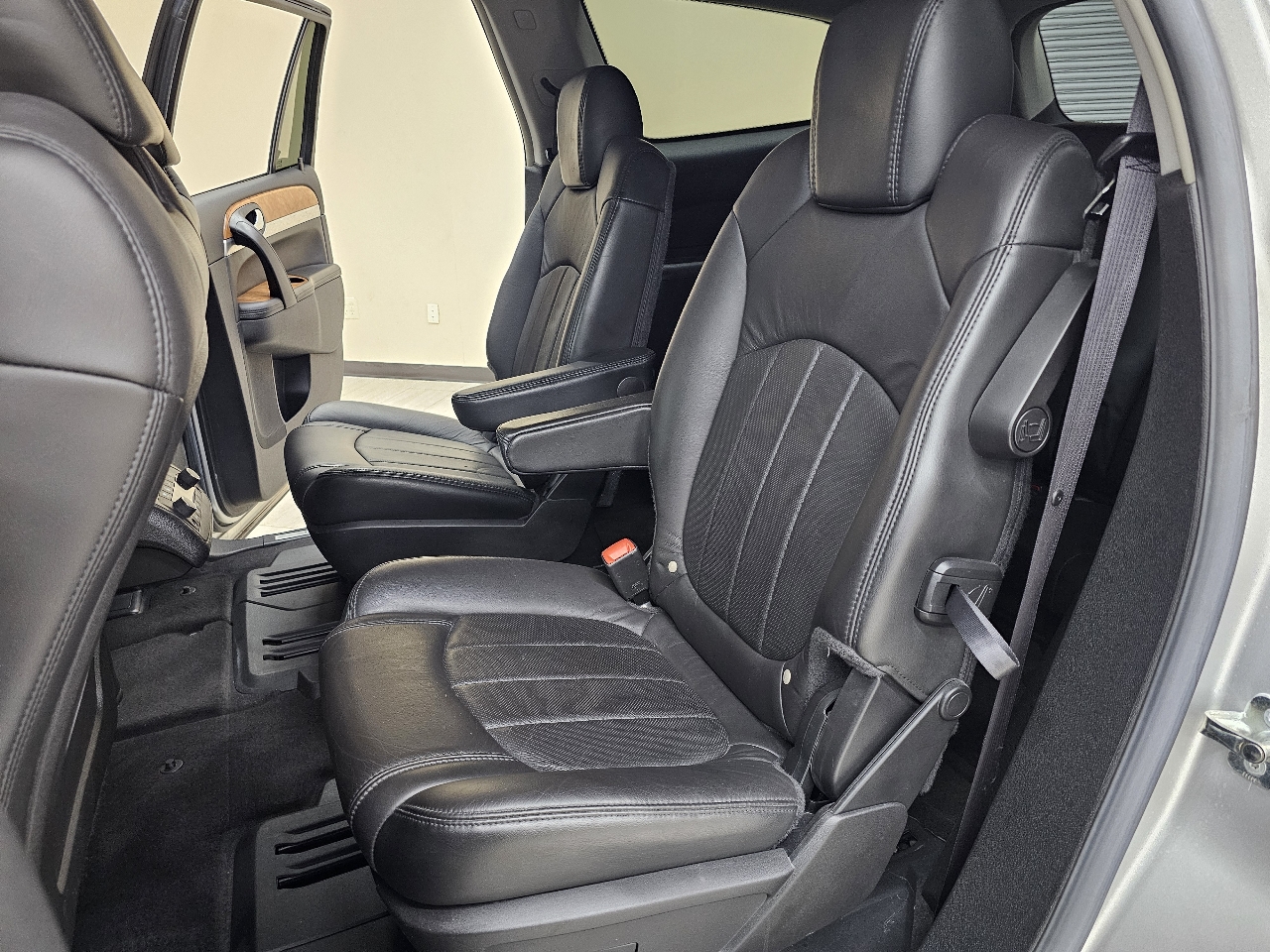 Buick Enclave CXL FWD 2008