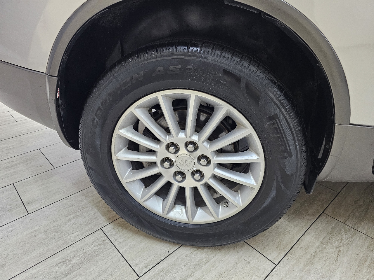 Buick Enclave CXL FWD 2008