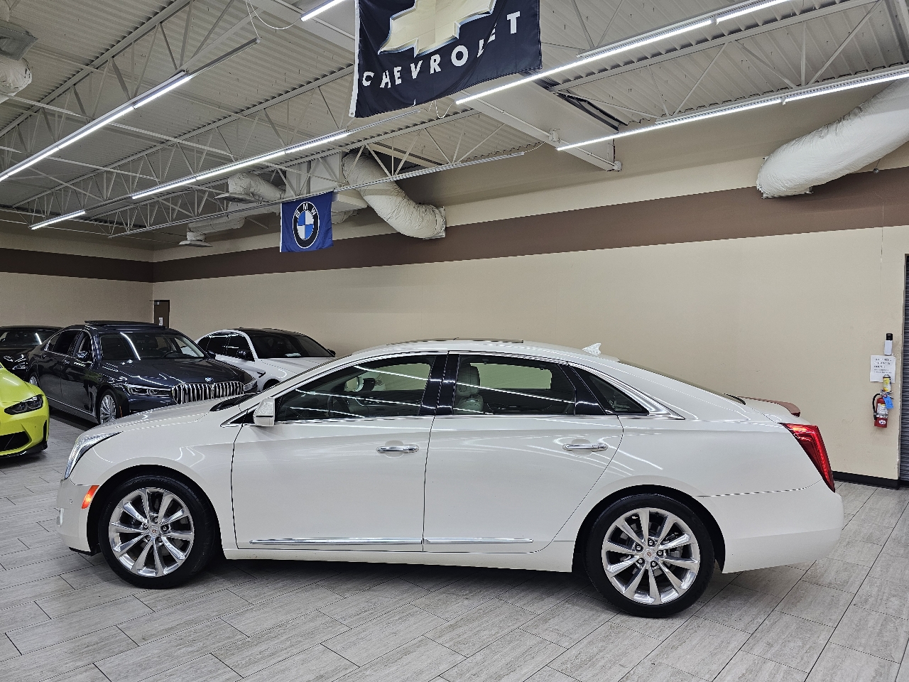 Cadillac XTS Premium FWD 2014