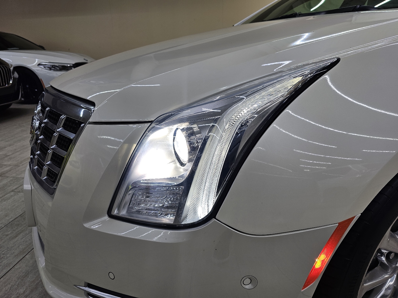 Cadillac XTS Premium FWD 2014