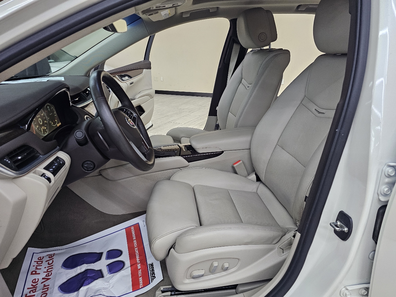 Cadillac XTS Premium FWD 2014