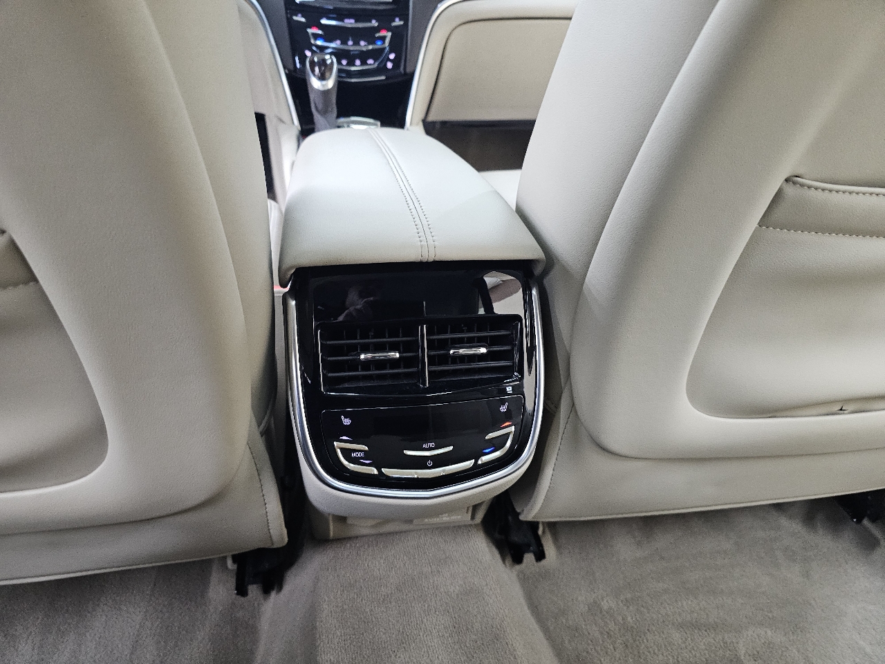 Cadillac XTS Premium FWD 2014