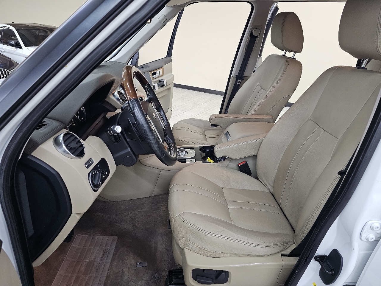 Land Rover LR4 HSE 2016