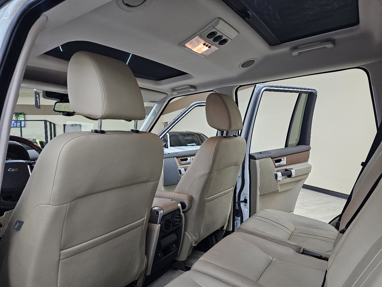 Land Rover LR4 HSE 2016