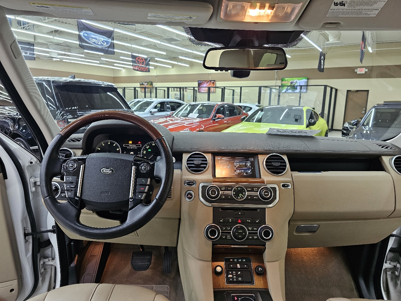Land Rover LR4 HSE 2016