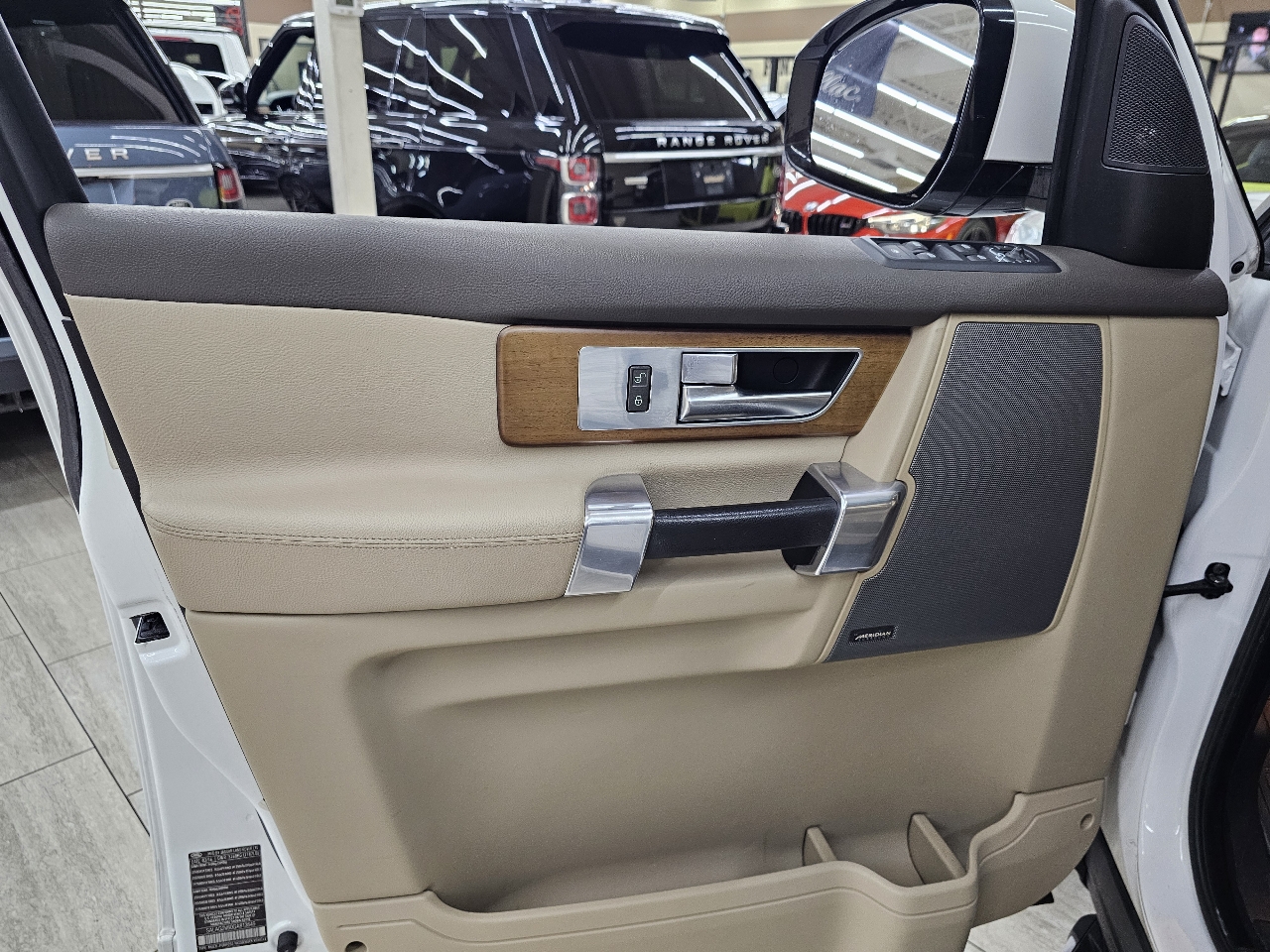 Land Rover LR4 HSE 2016