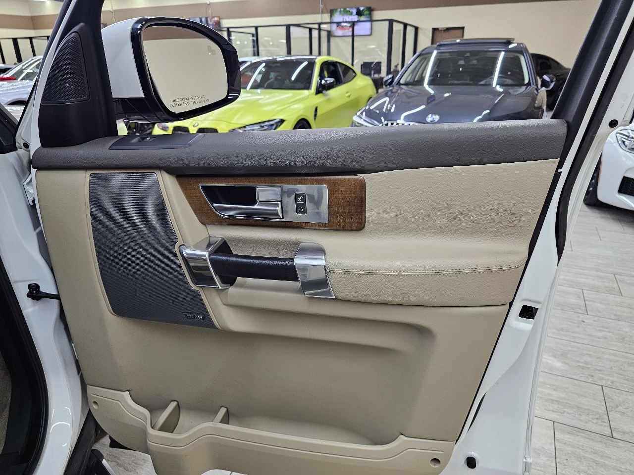 Land Rover LR4 HSE 2016