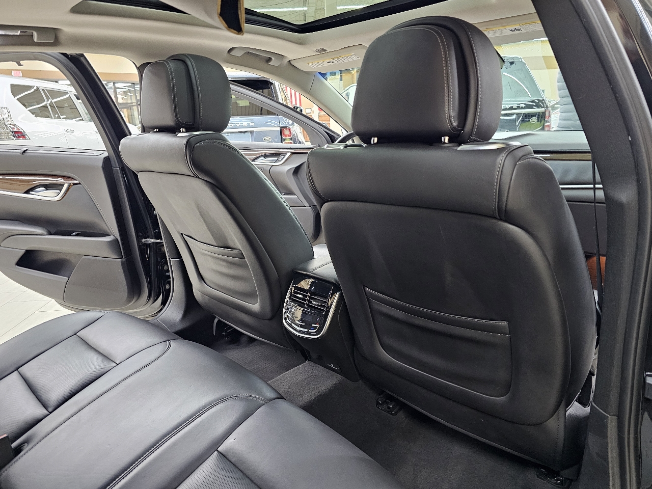 Cadillac XTS Premium FWD 2014